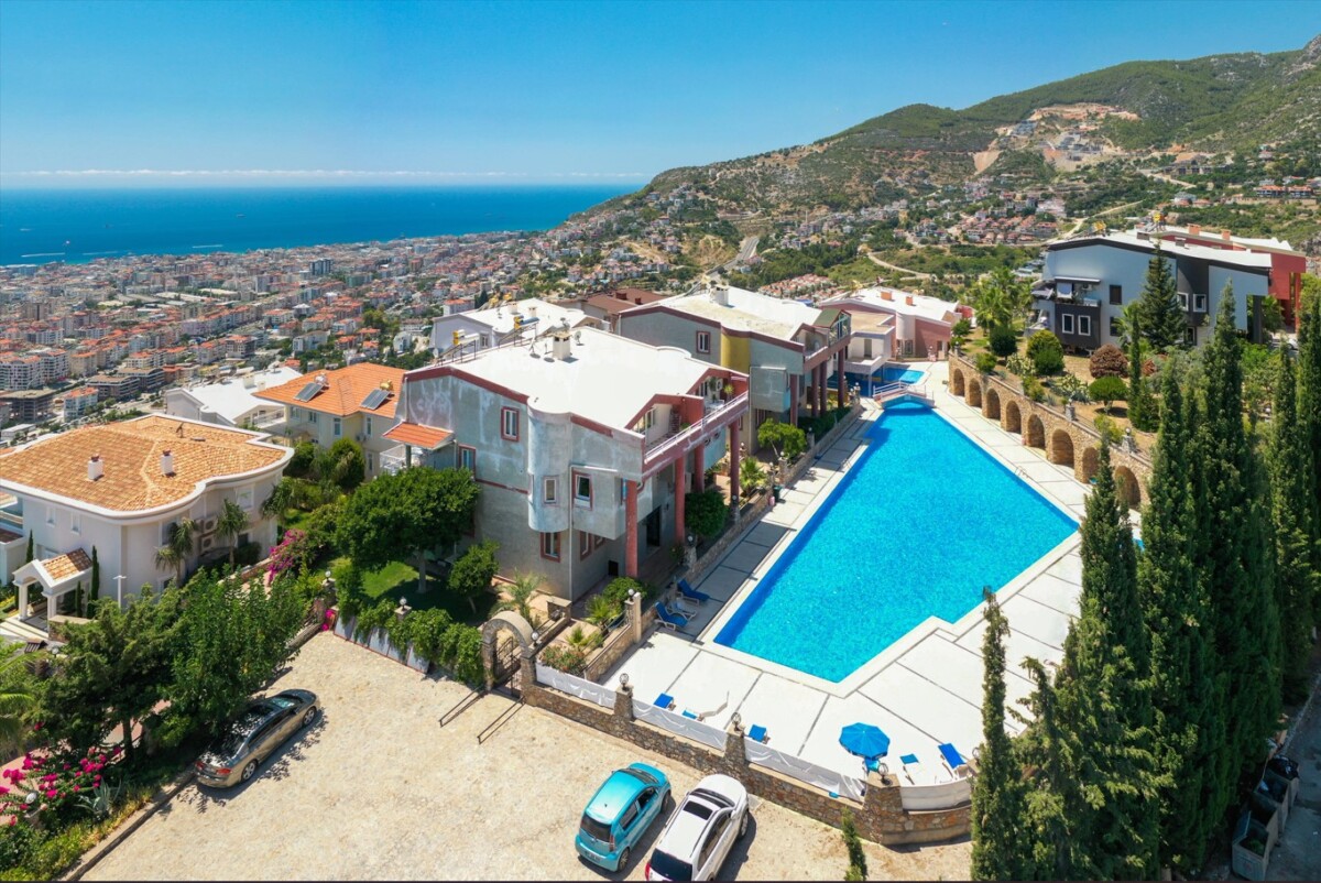 Your Coastal Osasis! 3+1 and 2+1 Apartments In Bektaş Antik Kent Residence In Alanya