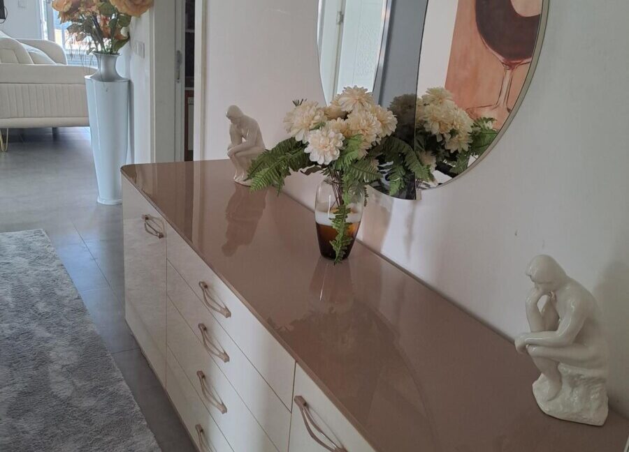 29a0b219-ef7b-49a8-b3f4-bf7495b5452e