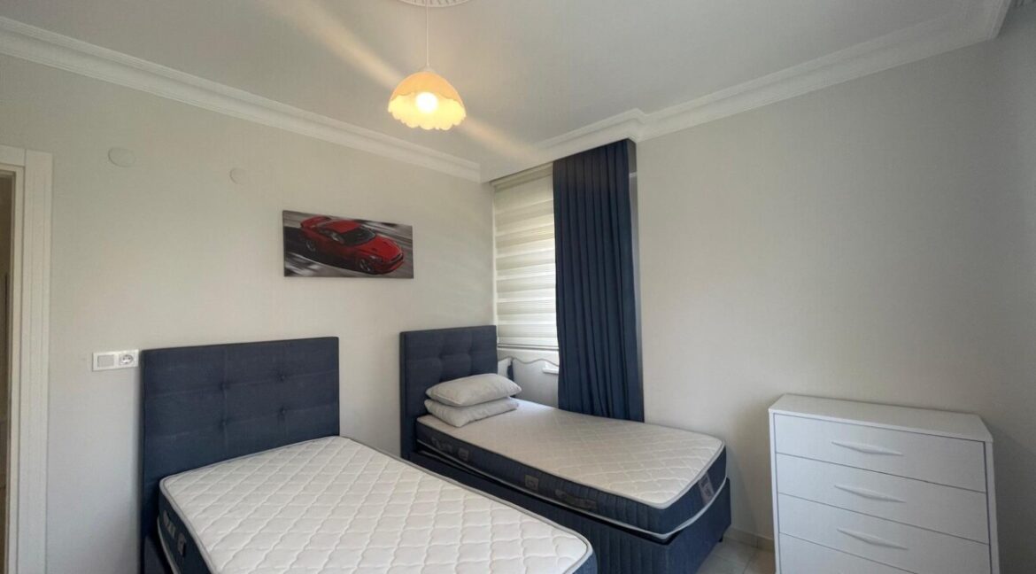 WhatsApp Image 2024-10-10 at 11.35.39 (3)