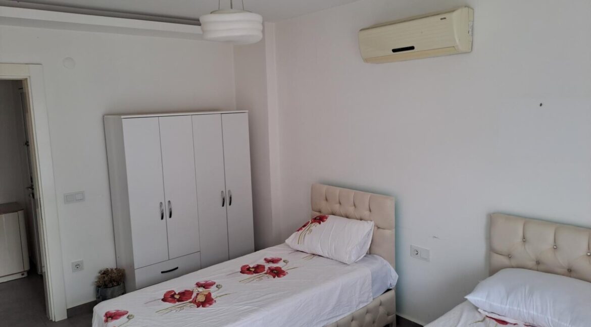 c2d369fb-b975-4ab2-994b-7e694f0ac991