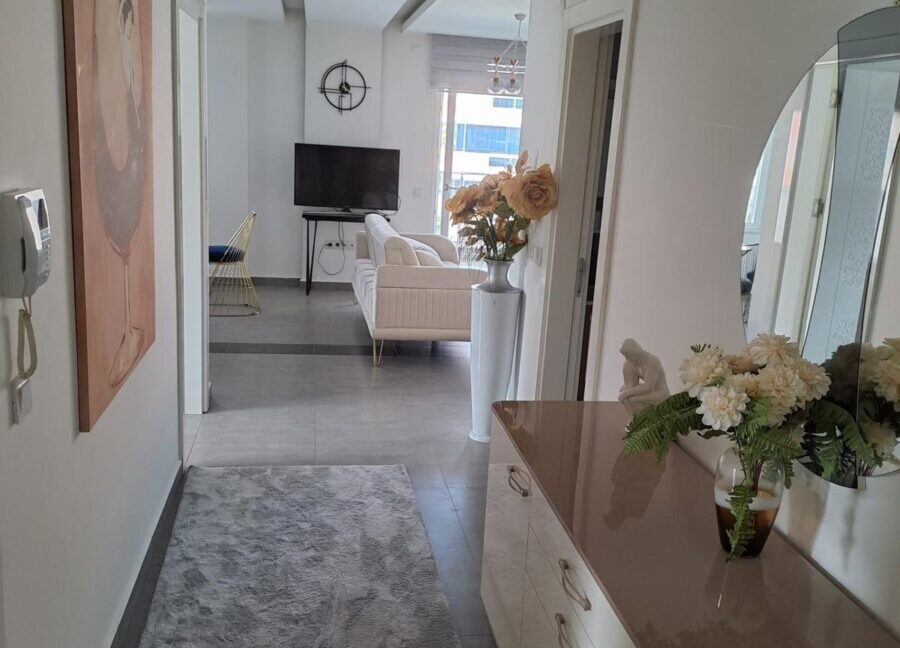 e997df5b-e7ee-4e6f-9e03-6c744e54e93b