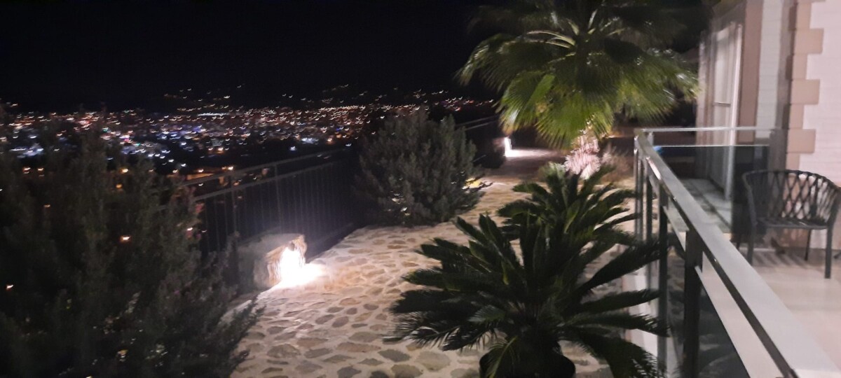 Two detached villas for the price of one in Gazipaşa